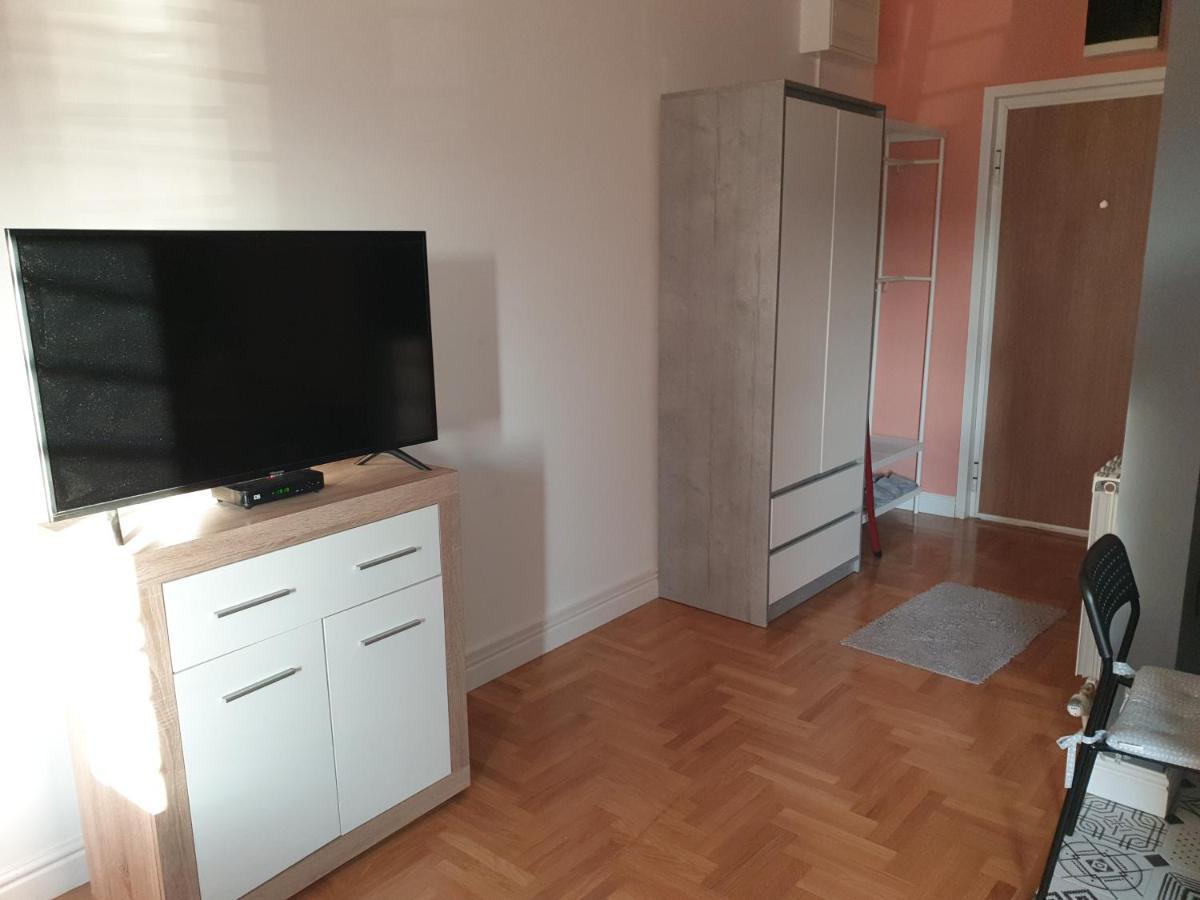Tito Apartment เบลเกรด ภายนอก รูปภาพ