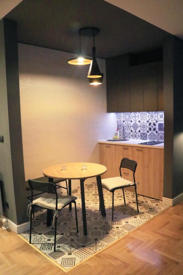 Tito Apartment เบลเกรด ภายนอก รูปภาพ